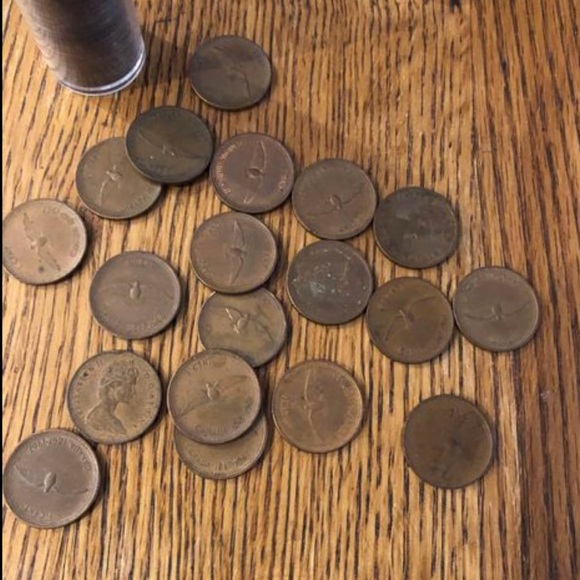 Centennial Penny Lot - 50 qty - Celebrating 100 years of Canada 🇨🇦 1867-1967 - Picture 3 of 7